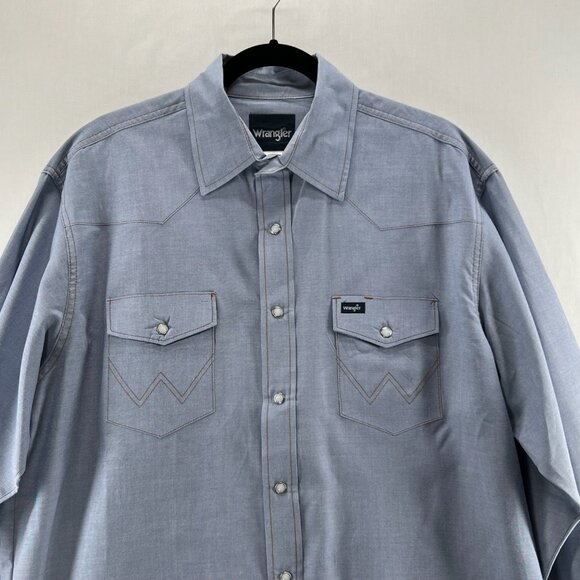 Wrangler Western Work Shirt Sz 17x35 Cowboy Cut Pearl Snap Pockets Chambray Blue - Picture 3 of 13
